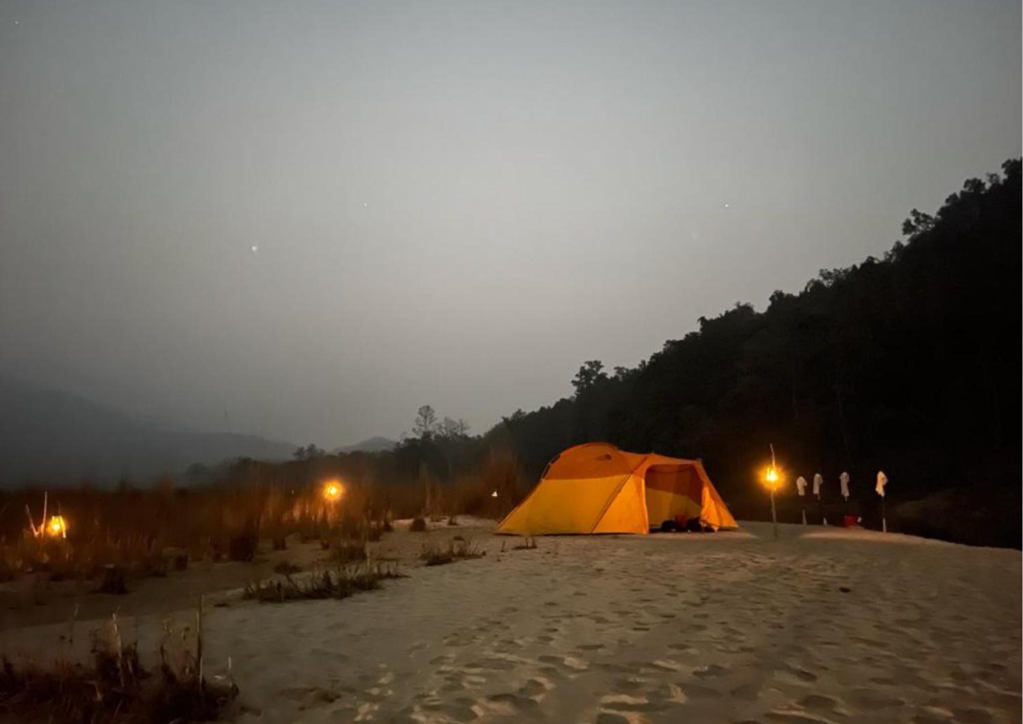 Bardiya Tiger Tops Karnali Lodge מראה חיצוני תמונה